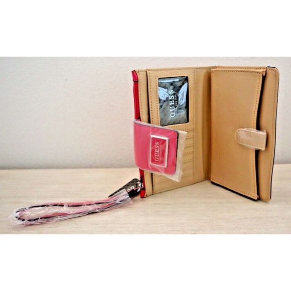 Guess BM602637 Women's Fuchsia Abree SLG Wristlet Clutch Wallet Phone Case - Picture 4 of 6